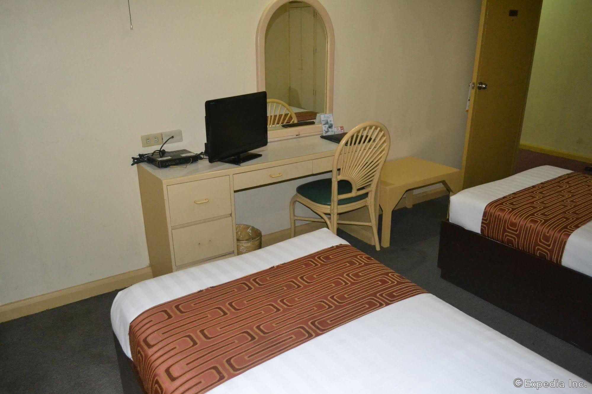 Hotel Cesario Lapu-Lapu City Exterior foto